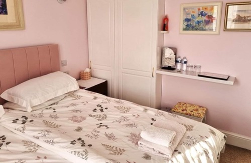 Chichester Bed & Breakfast | The Witterings Bed and Breakfast