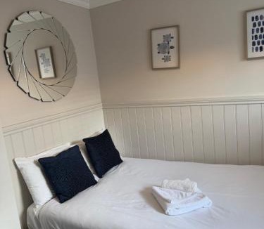 Lowestoft Hotel | The Wolf Inn