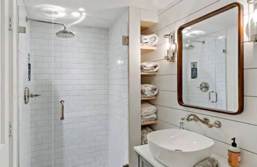 Stonington House | the Wolfstead