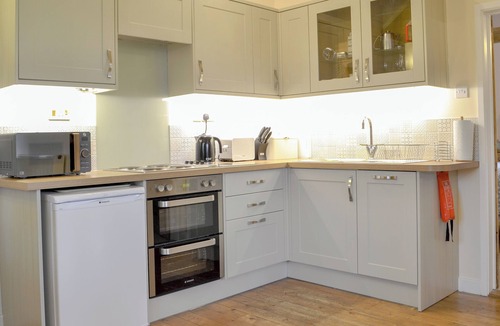 Hinton Cottage | The Wood Shed - E1919