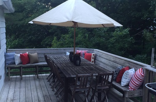 Portland Cottage | The Woodbury Cottage: An Oceanfront Maine Island Escape