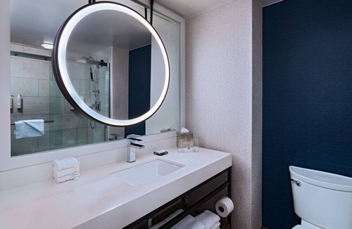 The Woodlands Hotel | The Woodlands Waterway Marriott Hotel & Convention Center