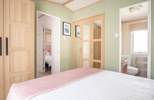 Hamworthy Resort | The Woodlark