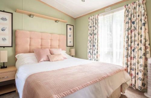 Hamworthy Resort | The Woodlark