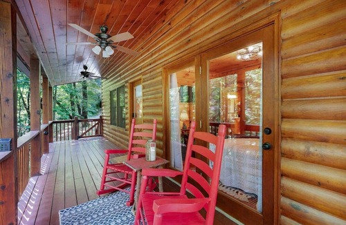 Ellijay Cabin | The Woods At Whitetail Ridge- 2 fireplaces-