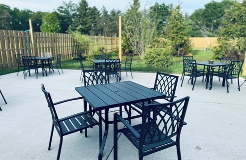 Wellston Apartment | The Woods Suite #310 Free Arcade, Movie Theater, Patio Area, Playground and more