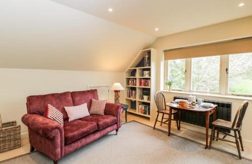 Warminster House | The Wool Barn