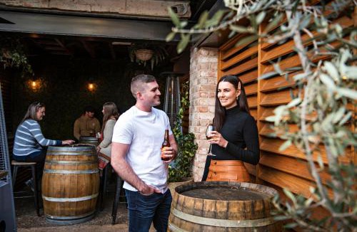 Central Mudgee Hotel | The Woolpack Hotel