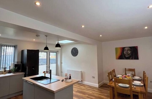 Doncaster House | The Wootton House