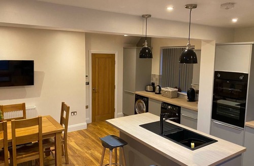 Doncaster House | The Wootton House