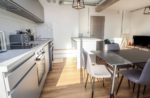 Warrington Cottage | The Works by DAG