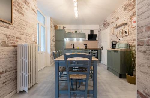 Plantieres Queuleu Apartment | The workshop