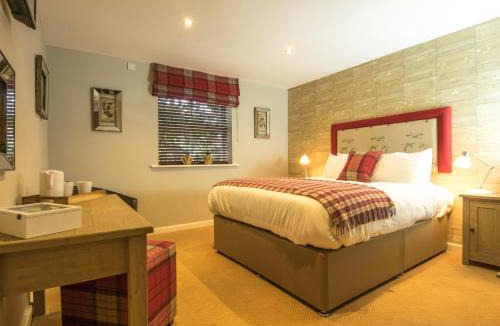 Earls Barton Hotel | The World's End - Northampton