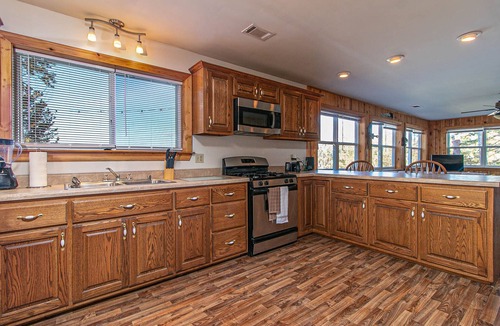 Doniphan House | The Worley Rock Cabin on Current River - Doniphan, MO