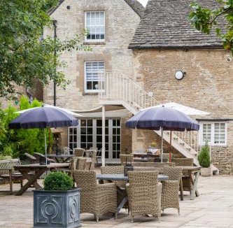 Shipton under Wychwood Hotel | The Wychwood Inn