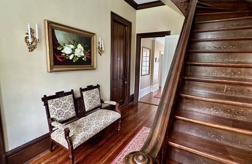 Holly Springs House | The Wynne House Inn - Entire Residence