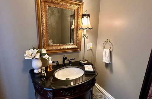 Holly Springs House | The Wynne House Inn - Entire Residence