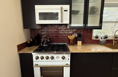 Arlington Heights House | THE YALE/4Bd/Modern/Professionally Designed/Premium location