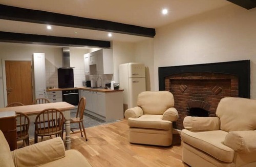 Sherborne Cottage | The Yard House Cottage 2