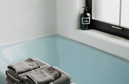 Roscoe Hotel | The Yarra