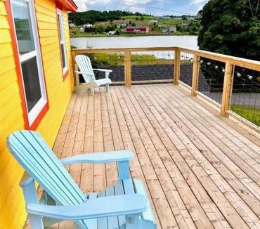 Heart's Delight House | The Yellow Dory -Hearts Delight 2BR! Ocean Views
