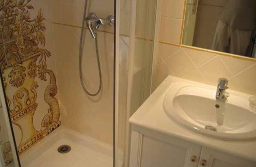 Azay-le-Ferron House | THE YELLOW ROOM *