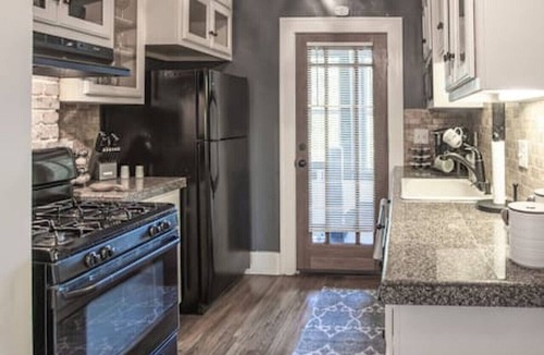 Maple Ridge Apartment | The Yorkshire Flat - Tranquil Comfort