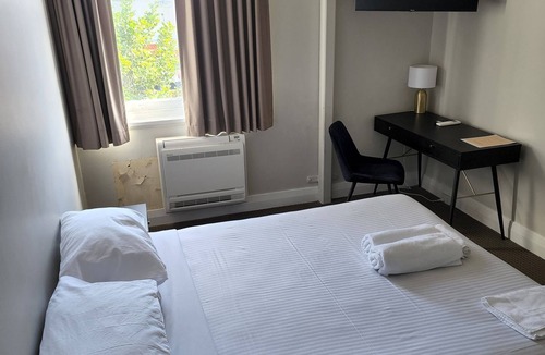 Carrington House | The Young Street Hotel