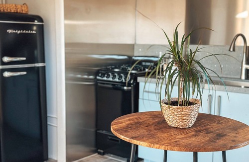 Desert Hot Springs House | The Yucca Hotel