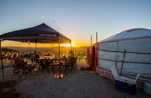 Myrrhee House | The Yurt Alpine Retreat - Red Yurt
