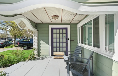 Civic Center Cottage | The Zen Den - Stockton, Ca