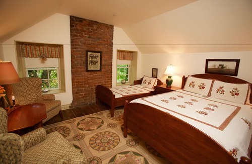 Winston - Salem Bed & Breakfast | The Zevely Inn