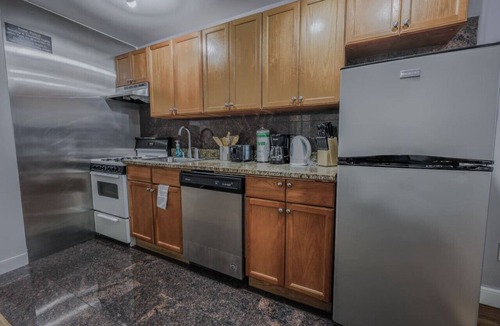 Theatre District Apartment | Theater District Cozy 1 BR!