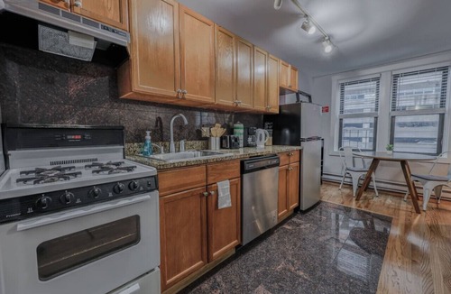 Theatre District Apartment | Theater District Cozy 1 BR!