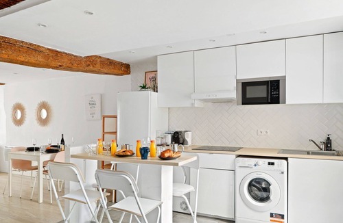 Bonne-Nouvelle Apartment | TheBlueStay 112 - Beautiful Apartment in Paris 2