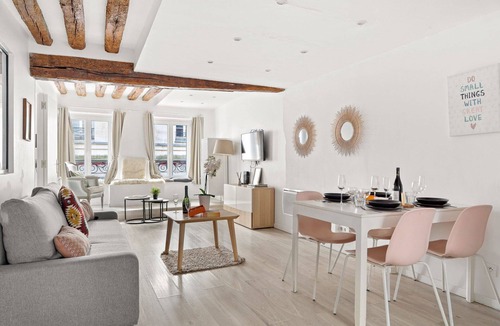 Bonne-Nouvelle Apartment | TheBlueStay 112 - Beautiful Apartment in Paris 2
