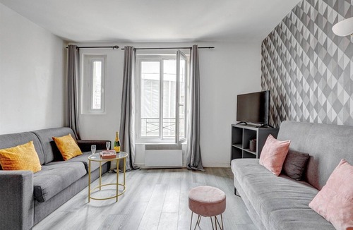 Bagnolet Apartment | TheBlueStay 134 - Cozy Apartment in Bagnolet