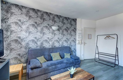 Bagnolet Apartment | TheBlueStay 135 - Cosy apartment