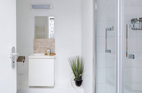 Asnieres-sur-Seine Apartment | TheBlueStay 143 - Superb cozy studio apartment