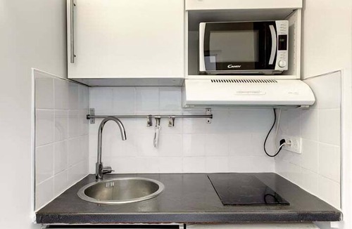 Batignolles Apartment | TheBlueStay 187 - Lovely Studio Near Parc Monceau