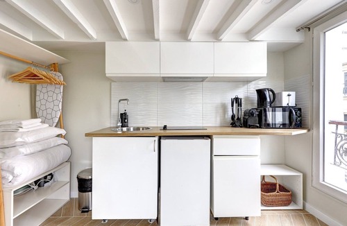 Hopital Saint-Louis Apartment | TheBlueStay 24 - Cosy Duplex Canal Saint-Martin