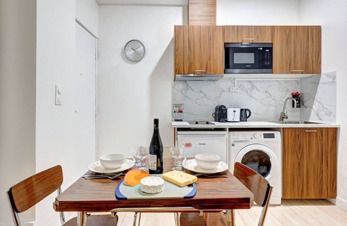 Hopital Saint-Louis Apartment | TheBlueStay 240 – Stunning apartment in Paris 10