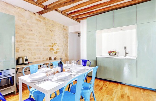 Arts-et-Metiers Apartment | TheBlueStay 282 - Cozy Apt w/Terrace - Le Marais
