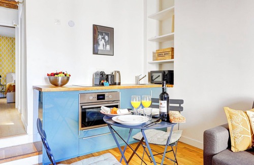 Quartier Sainte-Avoye Apartment | TheBlueStay 283 - Charming Apartment - Le Marais
