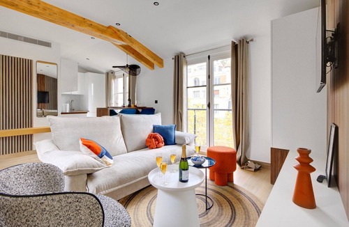 Quartier de la Plaine-de-Monceaux Apartment | TheBlueStay 296 - Daily cleaning & concierge - AC