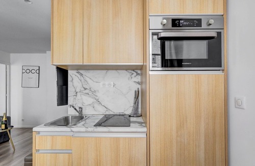 Quartier de la Salpetriere Apartment | TheBlueStay 31 – Modern Apartment – Paris 13