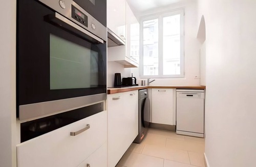 Quartier du Gros-Caillou Apartment | TheBlueStay 322 - Superb Apt near the Eiffel Tower