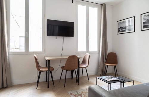 Quartier de la Folie-Mericourt Apartment | TheBlueStay 350 - Stunning Apt in République
