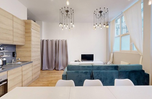Saint-Vincent-de-Paul Apartment | TheBlueStay 4 - Stunning Apartment in Paris 10
