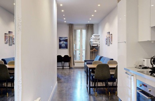 Strasbourg -Saint-Denis Apartment | TheBlueStay 63 - Beautiful A/C Apt in Paris 2
